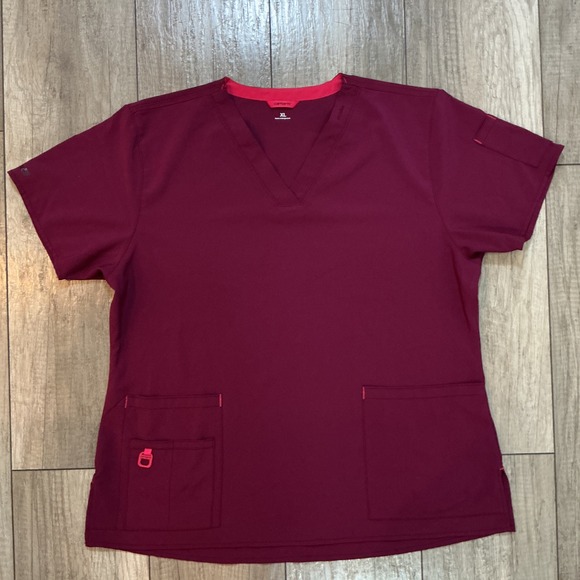 Carhartt Scrub Top XL Extra Large V Neck Short Sleeve Work Medical Maroon - Picture 1 of 3